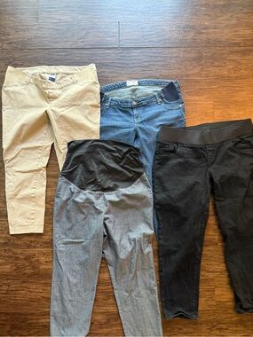 Maternity pants bundle